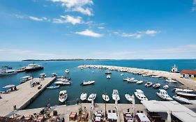 Hotel Marina